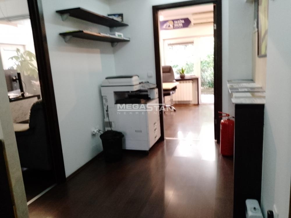 108099595-4-20260701160438-1 Lokal na prodaju, Lekino Brdo, Beograd, 87m², 220.000 €