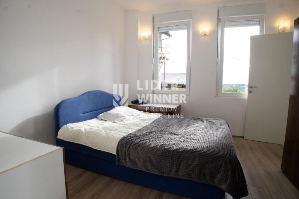 148120578-12-20260512175830 Trosoban stan na prodaju, Resnik, Beograd, 70m², 140.000 €