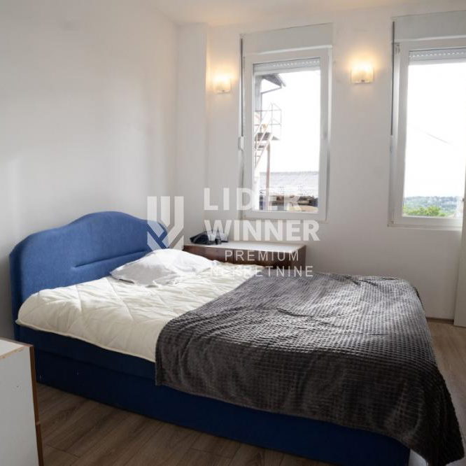 Trosoban stan na prodaju, Resnik, Beograd, 70m², 140.000 €