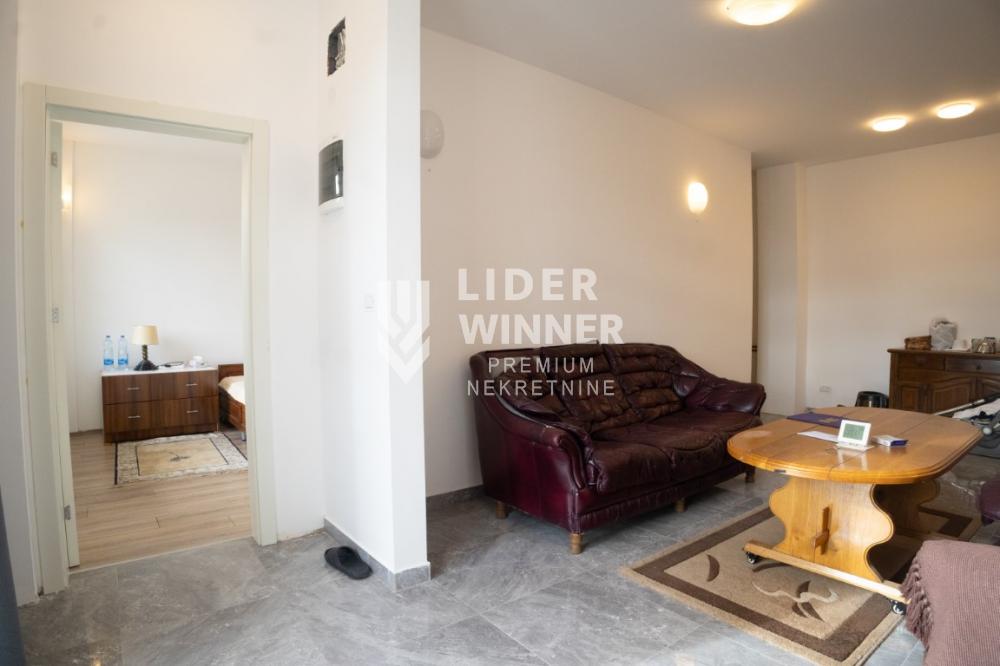 148120578-13-20260512175831 Trosoban stan na prodaju, Resnik, Beograd, 70m², 140.000 €