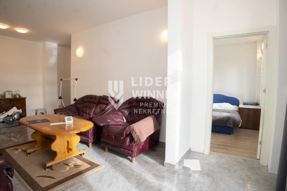 148120578-18-20260512175833 Trosoban stan na prodaju, Resnik, Beograd, 70m², 140.000 €