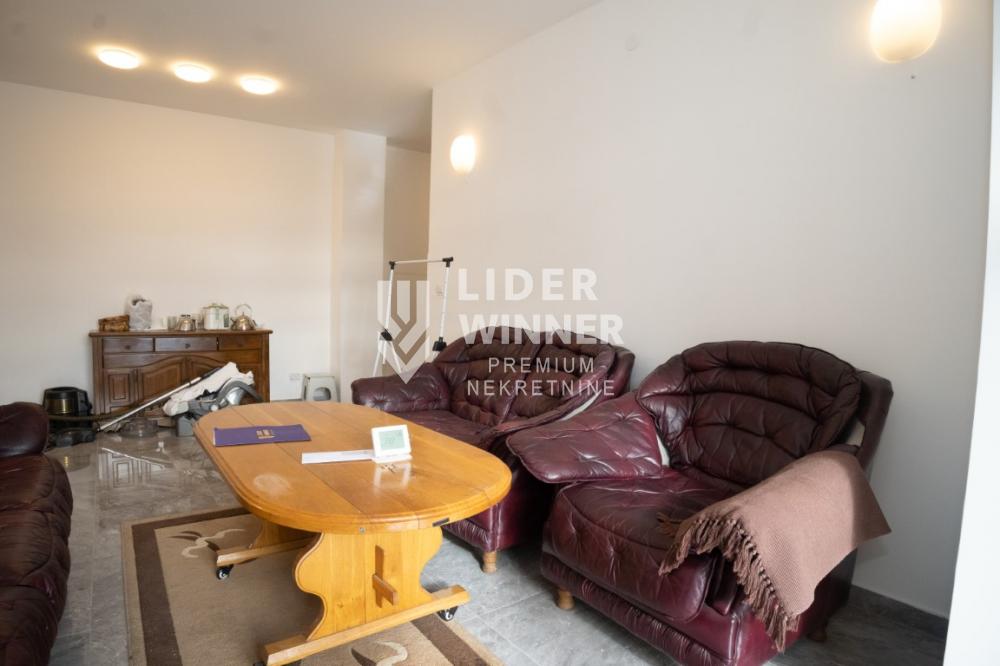 148120578-3-20260512175827 Trosoban stan na prodaju, Resnik, Beograd, 70m², 140.000 €
