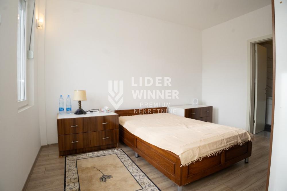 148120578-6-20260512175828 Trosoban stan na prodaju, Resnik, Beograd, 70m², 140.000 €