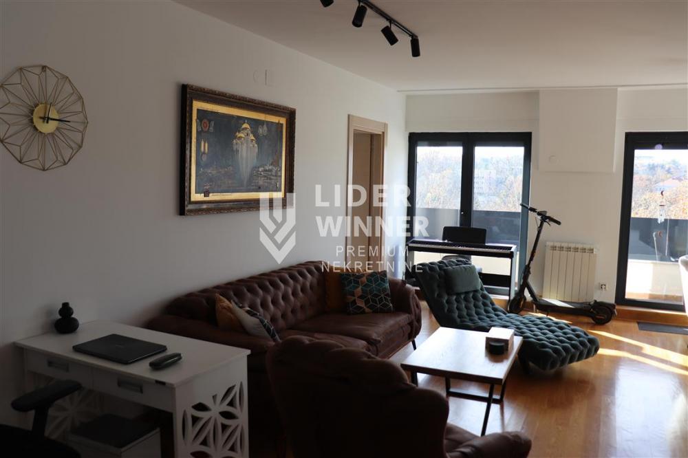 Četvorosoban stan na prodaju, Voždovačka Crkva, Beograd, 103m², 3. sprat, 520.000 €