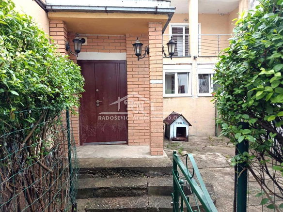 Stan Prodaja Beograd Petlovo Brdo 68 m2