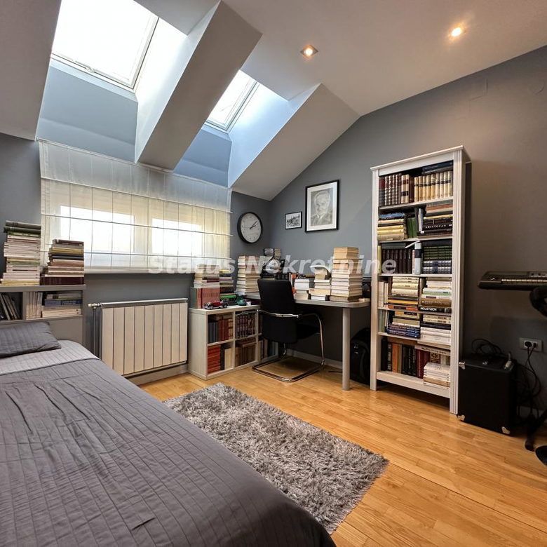 Četvorosoban stan na prodaju, Grbavica, Novi Sad, 134m², 396.550 €