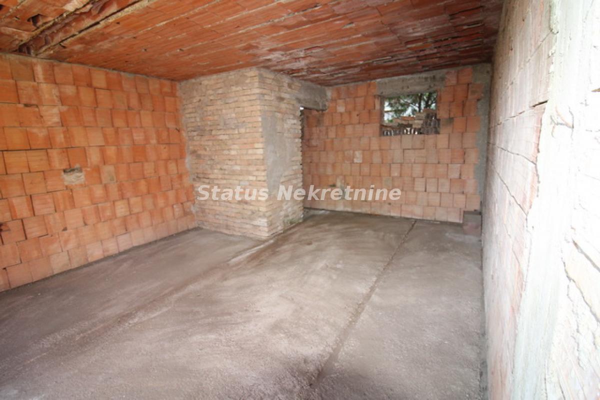 actionimagesite31agencystatusimg8zb7ux2tgn-img-6447-resize Kuća na prodaju, Kikinda, 131m², 61.800 €