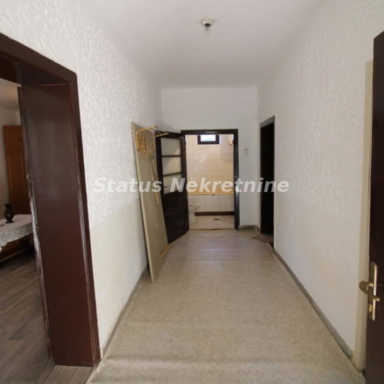 Kuća na prodaju, Kikinda, 131m², 61.800 €