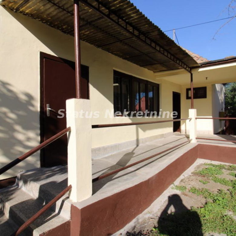 Kuća na prodaju, Kikinda, 131m², 61.800 €