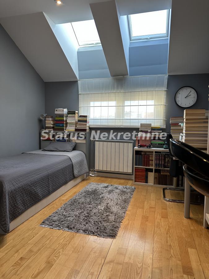 Četvorosoban stan na prodaju, Grbavica, Novi Sad, 134m², 396.550 €