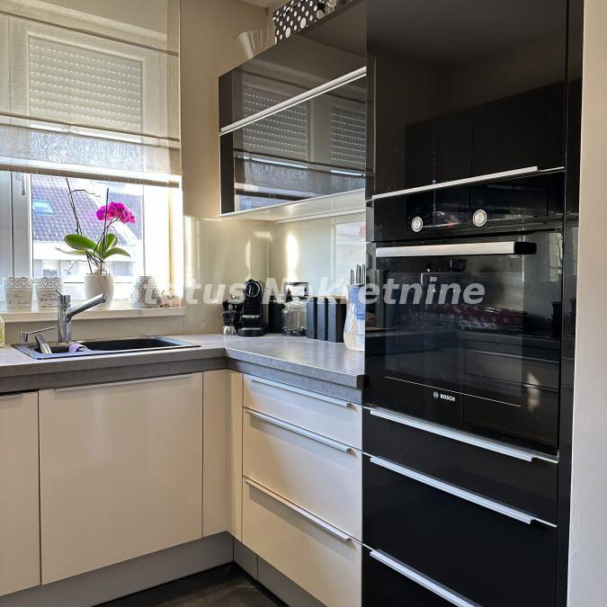 Četvorosoban stan na prodaju, Grbavica, Novi Sad, 134m², 396.550 €