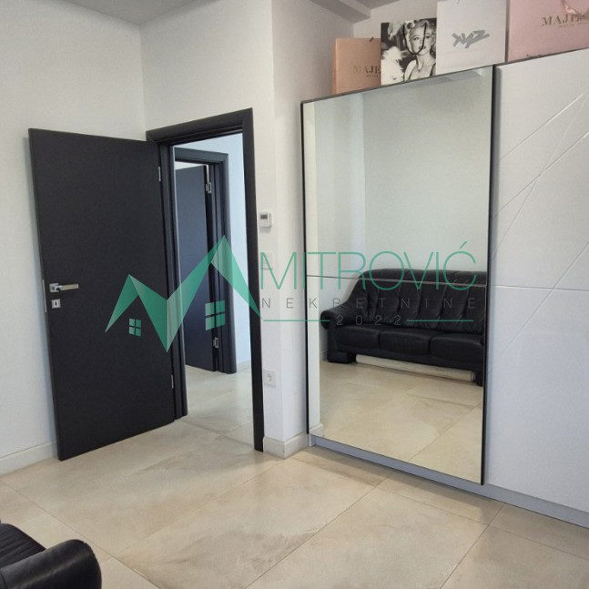 Kuća na prodaju, Petrovaradin, Novi Sad, 172m², 398.000 €
