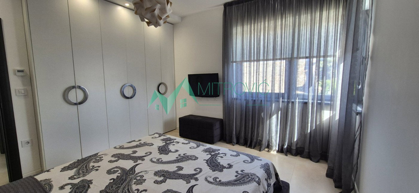 kuce-petrovaradin-3000262-6hj5q Kuća na prodaju, Petrovaradin, Novi Sad, 172m², 398.000 €