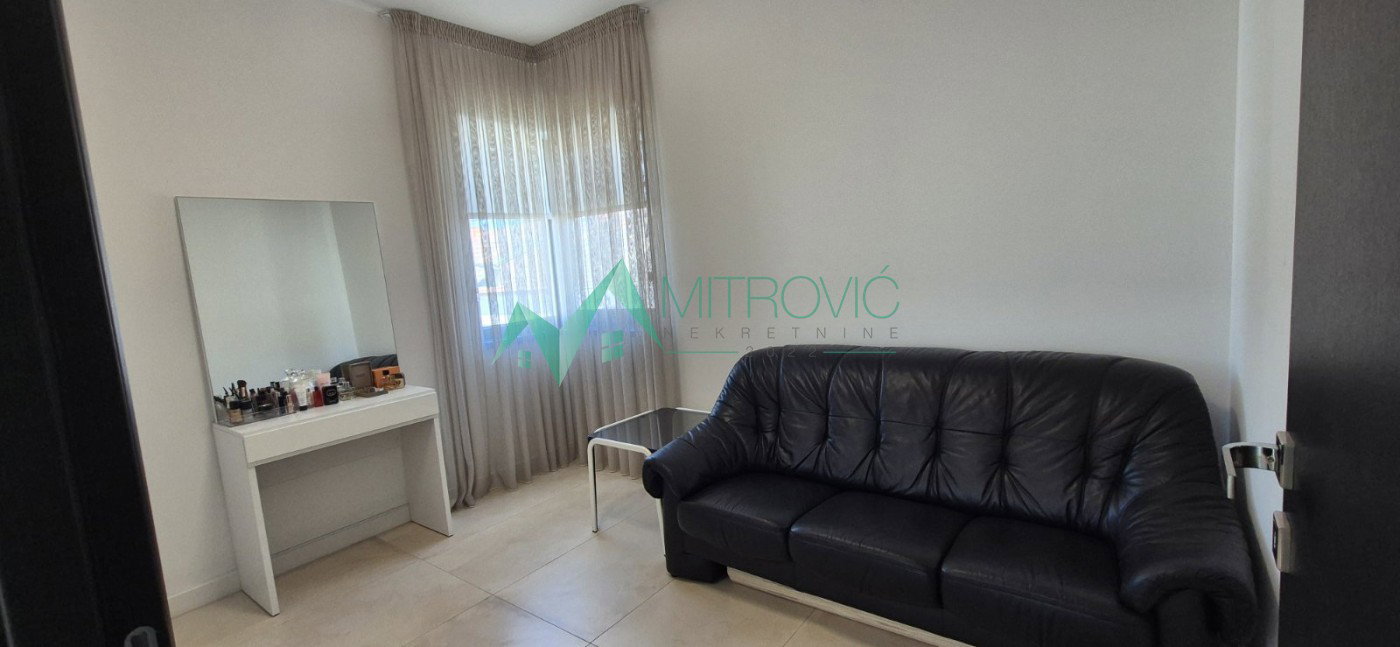 kuce-petrovaradin-3000262-jbkys Kuća na prodaju, Petrovaradin, Novi Sad, 172m², 398.000 €
