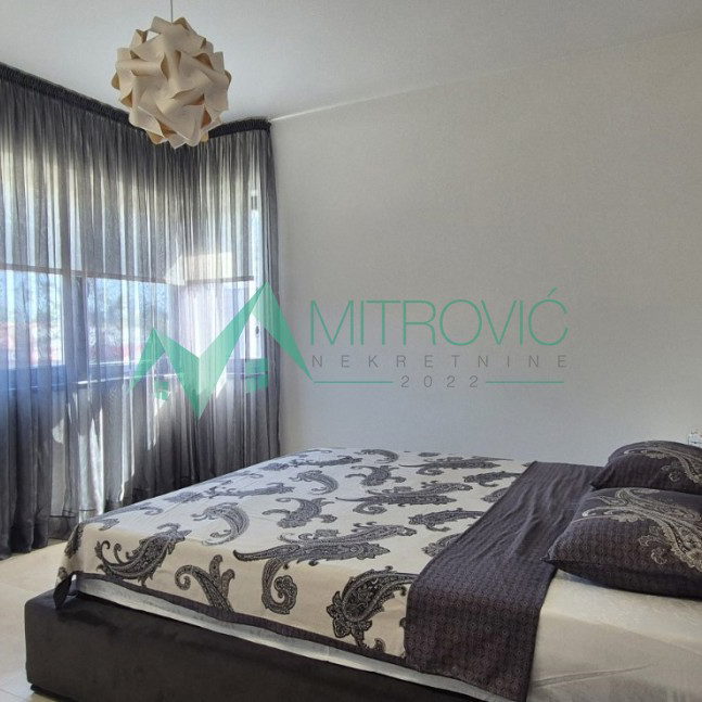 Kuća na prodaju, Petrovaradin, Novi Sad, 172m², 398.000 €