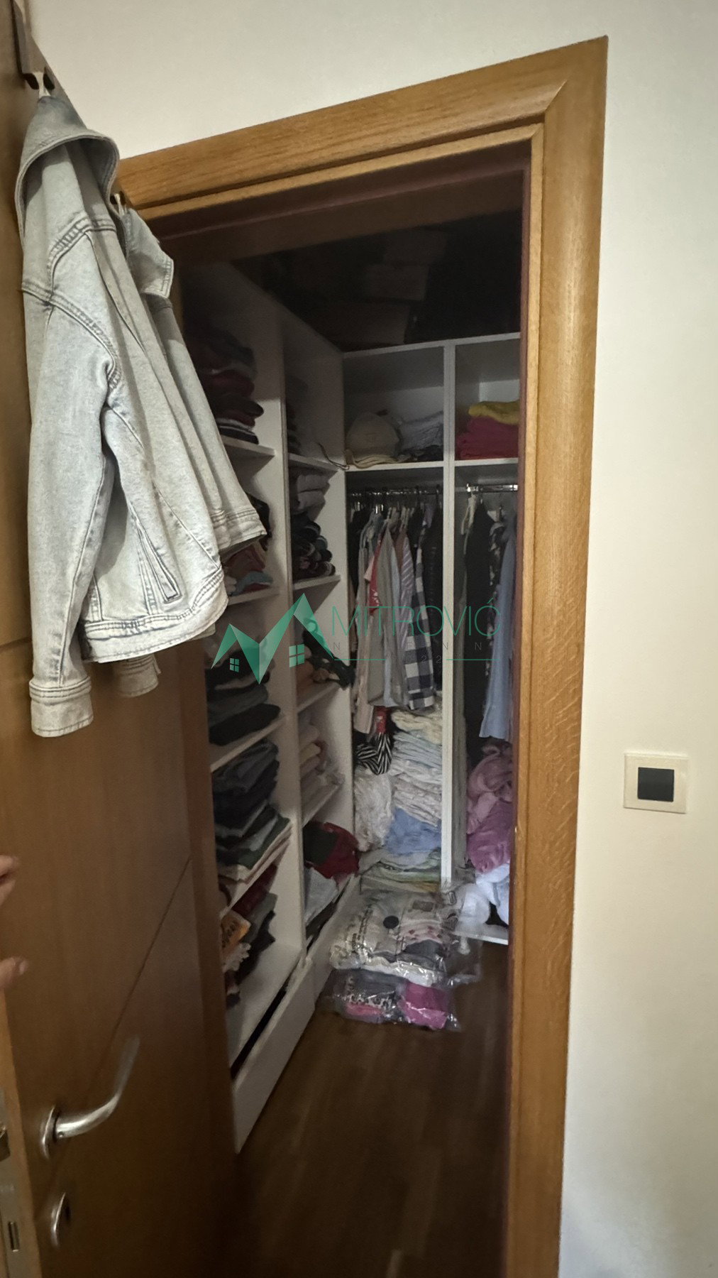 Trosoban stan na prodaju, Nova Detelinara, Novi Sad, 69m², 221.450 €