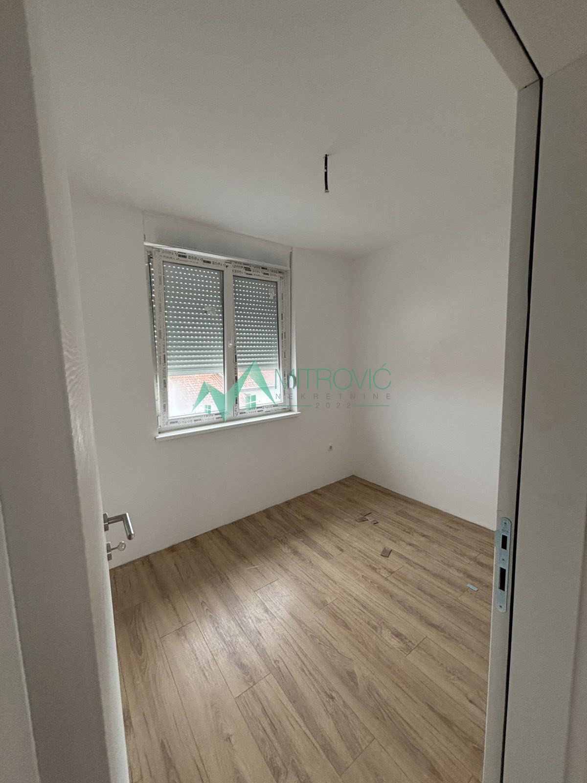 Četvorosoban stan na prodaju, Veternik, Novi Sad, 88m², 144.826 €