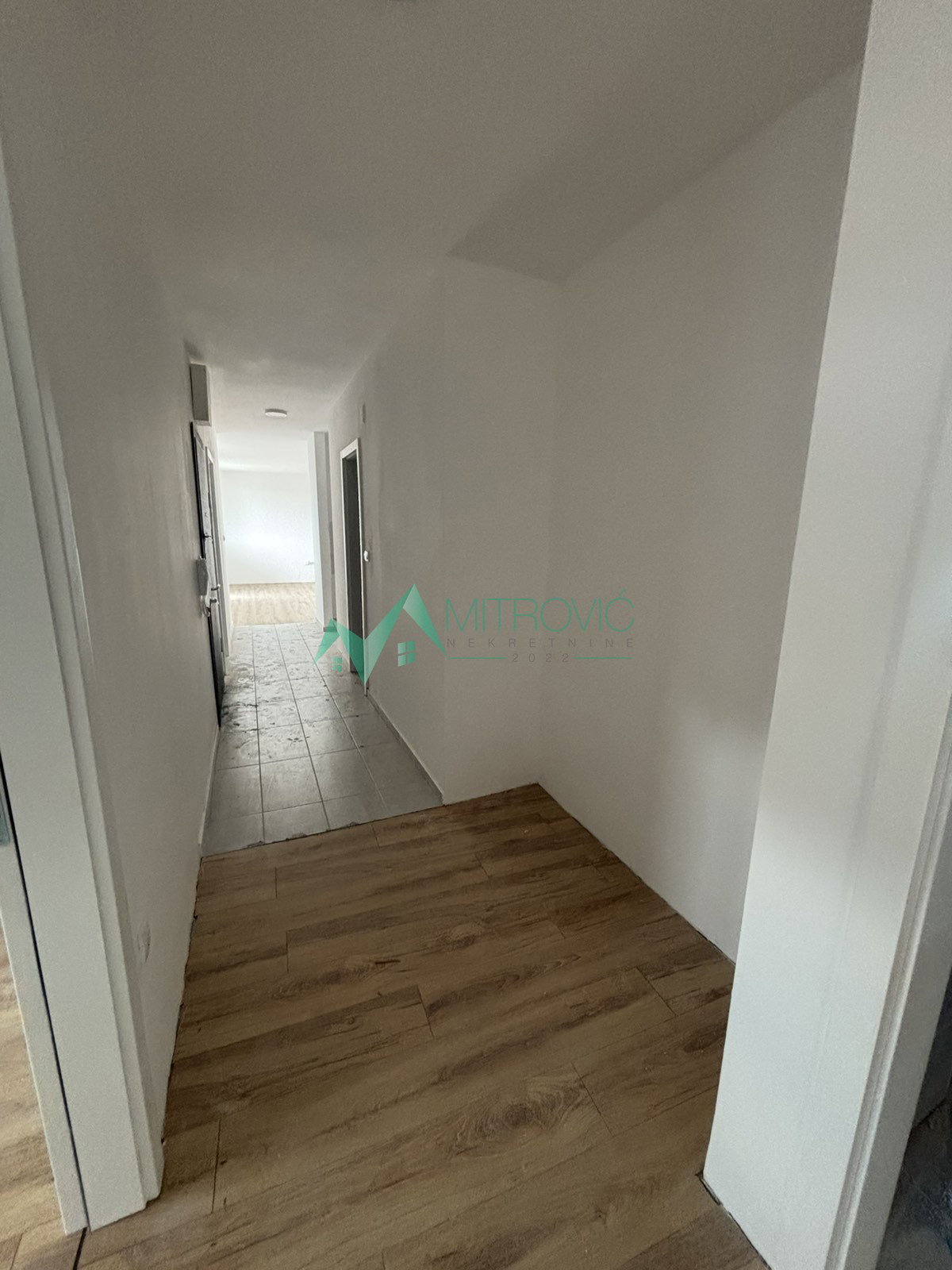 Četvorosoban stan na prodaju, Veternik, Novi Sad, 88m², 144.826 €