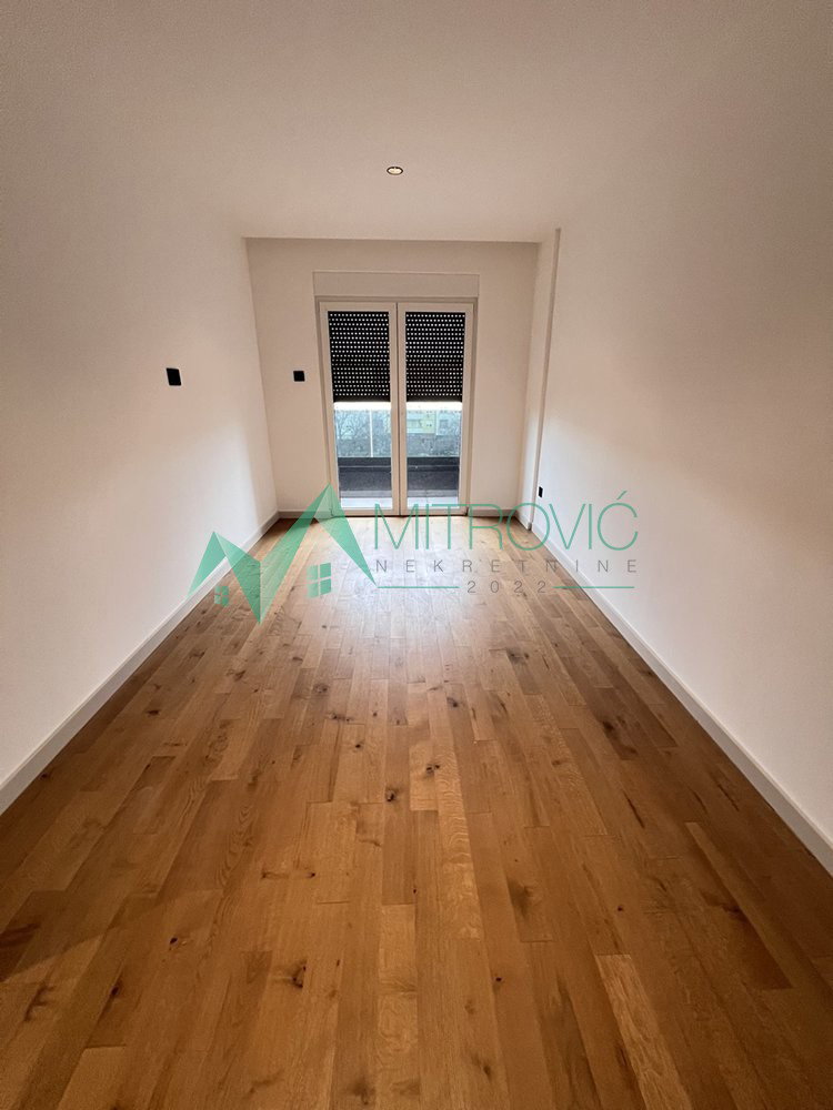 Petosoban stan na prodaju, Telep, Novi Sad, 210m², 669.500 €