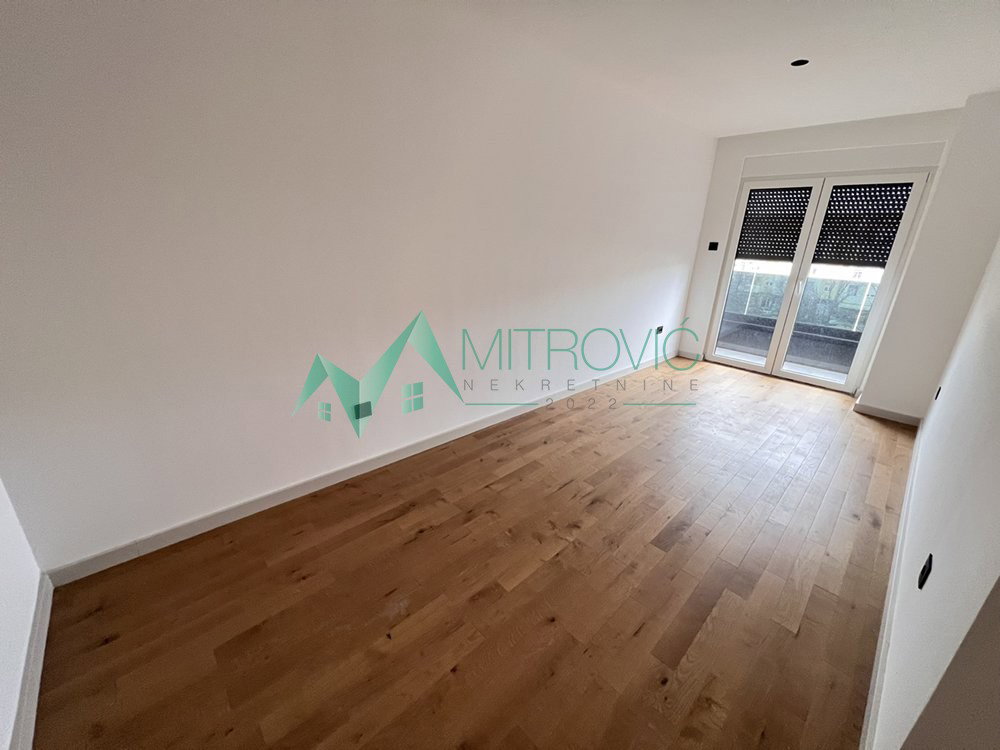 Petosoban stan na prodaju, Telep, Novi Sad, 210m², 669.500 €