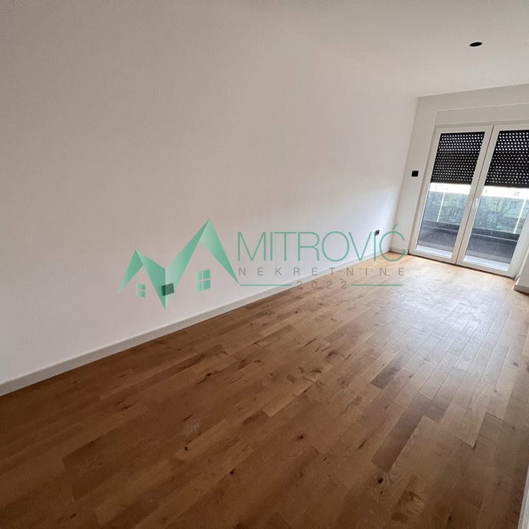 Petosoban stan na prodaju, Telep, Novi Sad, 210m², 669.500 €