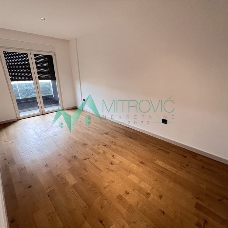 Petosoban stan na prodaju, Telep, Novi Sad, 210m², 669.500 €