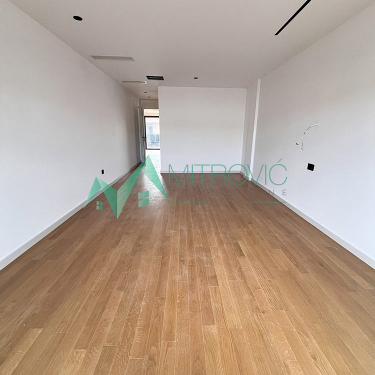 Petosoban stan na prodaju, Telep, Novi Sad, 210m², 669.500 €