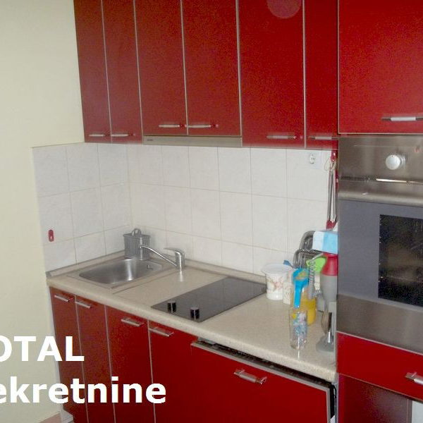 Stan Prodaja Novi Sad  76 m2
