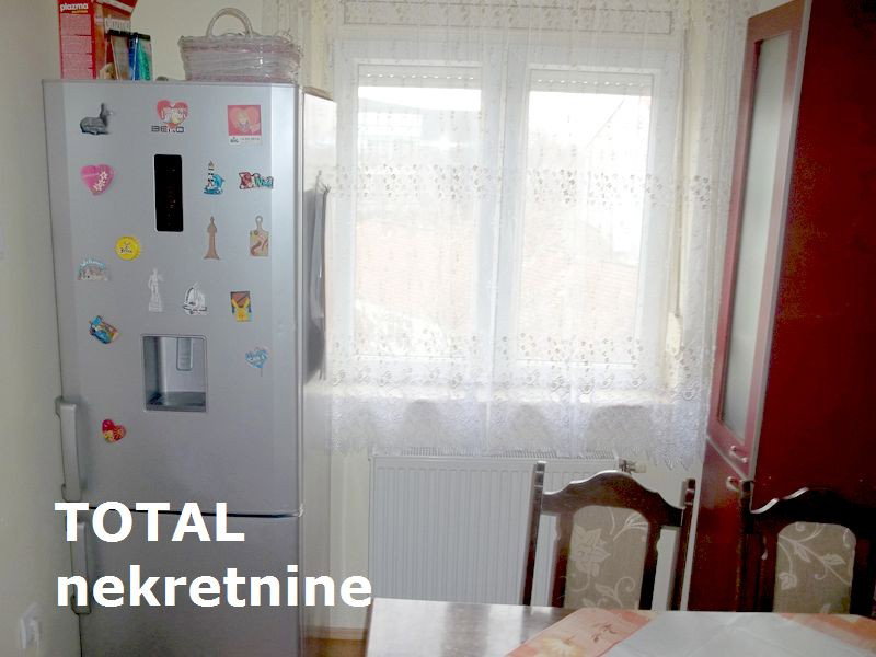 Stan Prodaja Novi Sad  76 m2