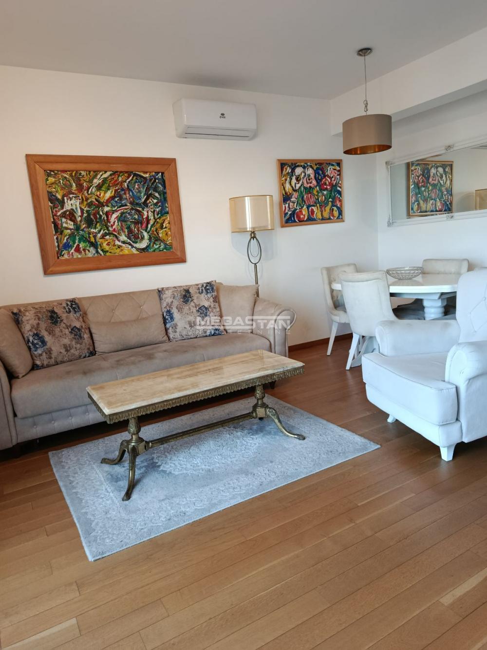 Dvoiposoban stan na prodaju, Dušanovac, Beograd, 75m², 240.000 €