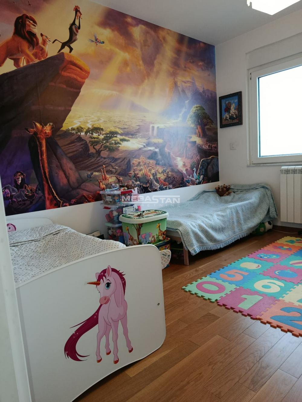 Dvoiposoban stan na prodaju, Dušanovac, Beograd, 75m², 240.000 €