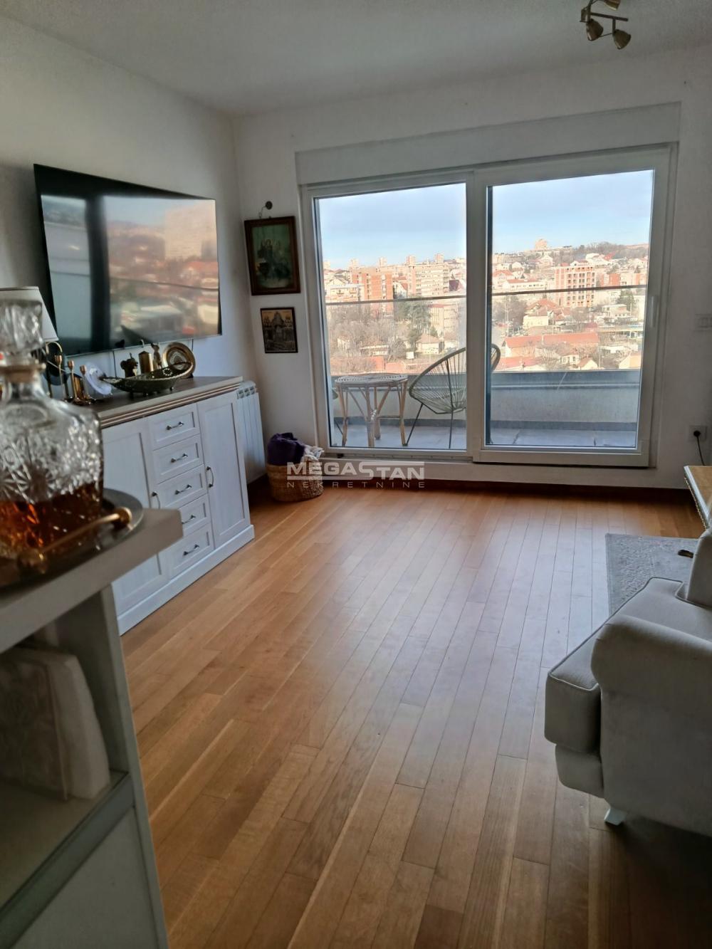 Dvoiposoban stan na prodaju, Dušanovac, Beograd, 75m², 240.000 €