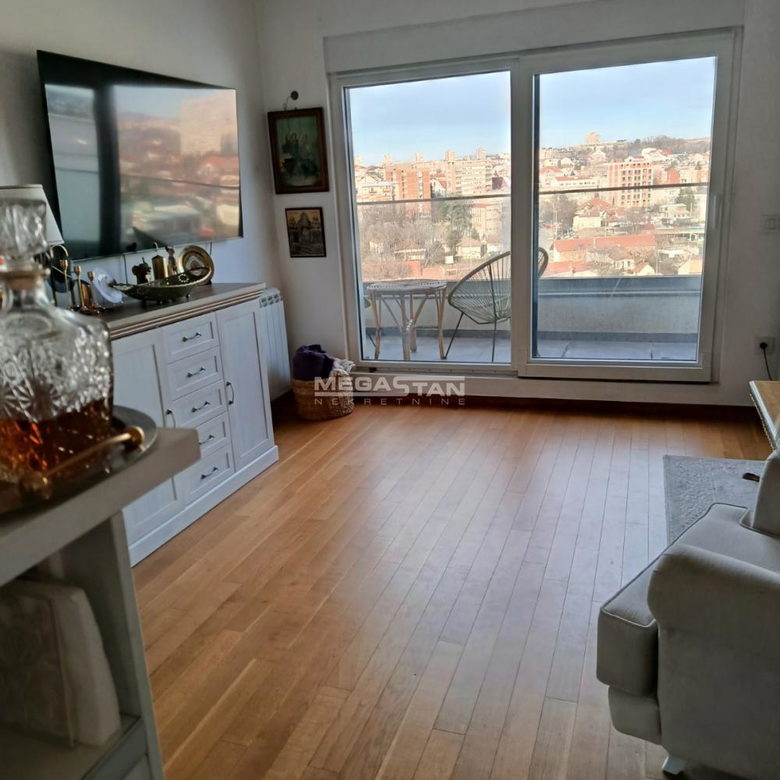 Dvoiposoban stan na prodaju, Dušanovac, Beograd, 75m², 240.000 €
