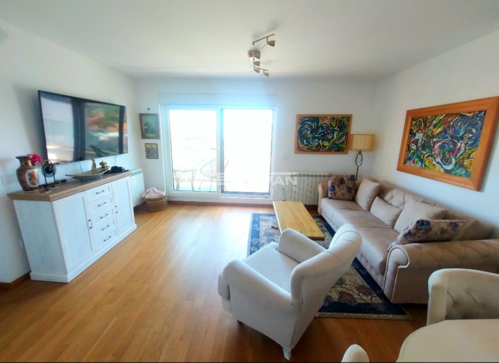 Dvoiposoban stan na prodaju, Dušanovac, Beograd, 75m², 240.000 €