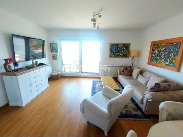Dvoiposoban stan na prodaju, Dušanovac, Beograd, 75m², 245.000 €