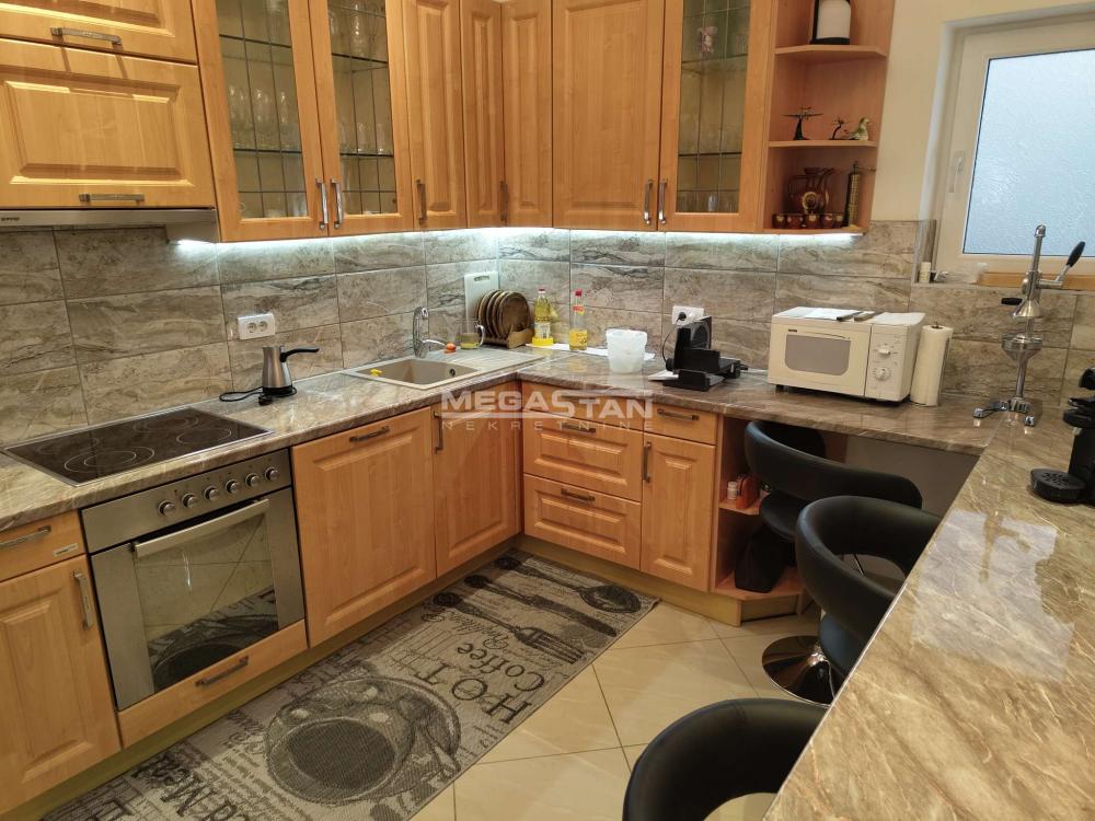 Kuća na prodaju, Leštane, Beograd, 280m², 420.000 €