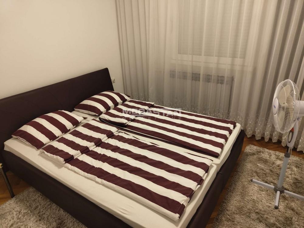 Kuća Prodaja Beograd Leštane 280 m2