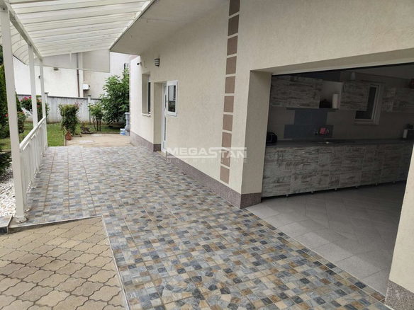Kuća Prodaja Beograd Leštane 280 m2