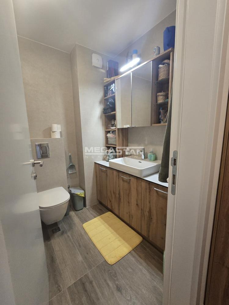 108099807-10-20260825095121 Trosoban stan na prodaju, Cerak, Beograd, 84m², 299.500 €