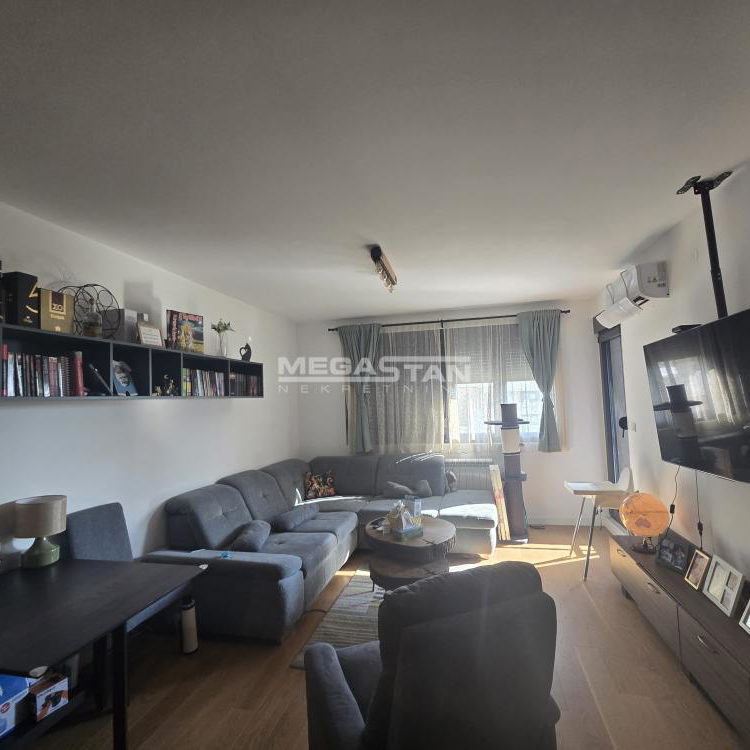 Trosoban stan na prodaju, Cerak, Beograd, 84m², 299.500 €