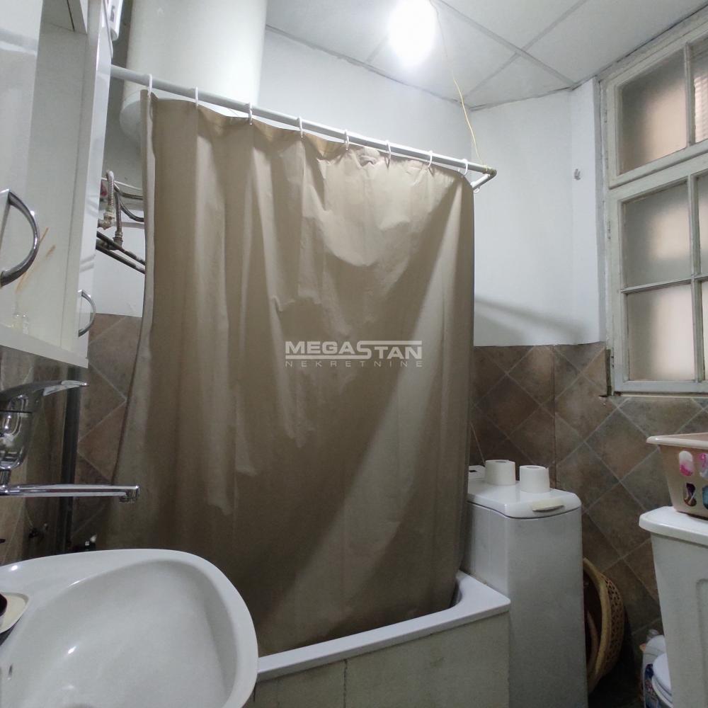 Stan Prodaja Beograd Centar (Vračar) 69 m2