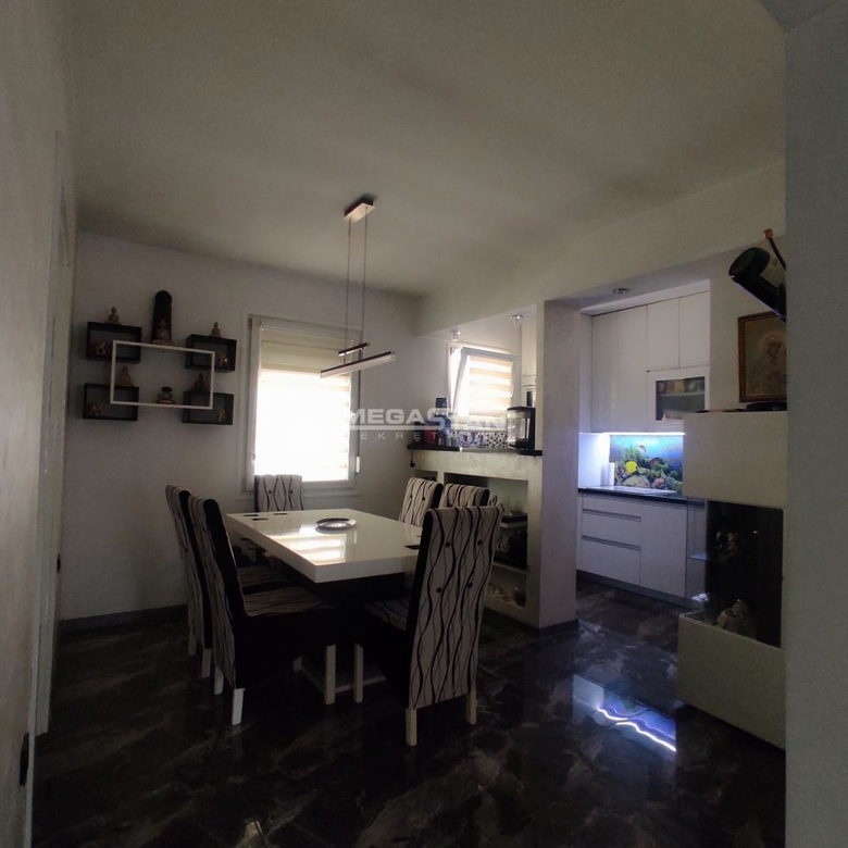 Kuća na prodaju, Borča, Beograd, 80m², 187.000 €