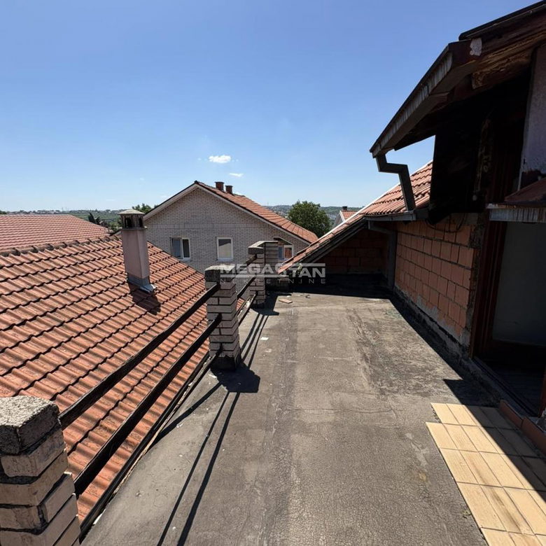 Kuća na prodaju, Mali Mokri Lug, Beograd, 414m², 320.000 €