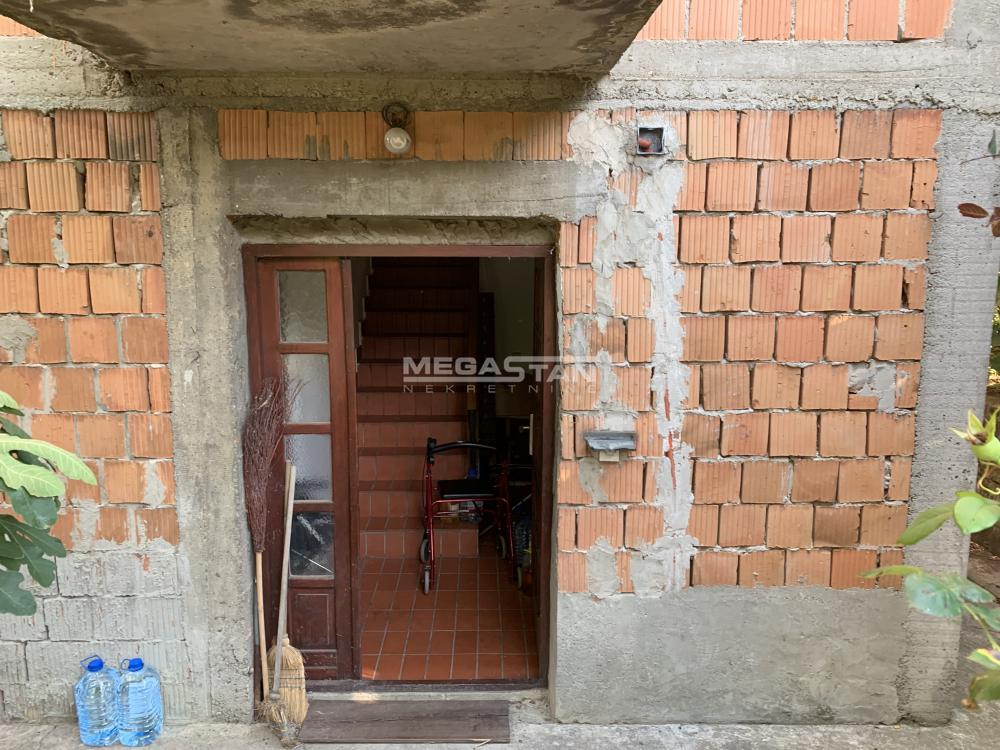 Kuća Prodaja Beograd Kuća Prodaja Beograd Ćalije 102 m2