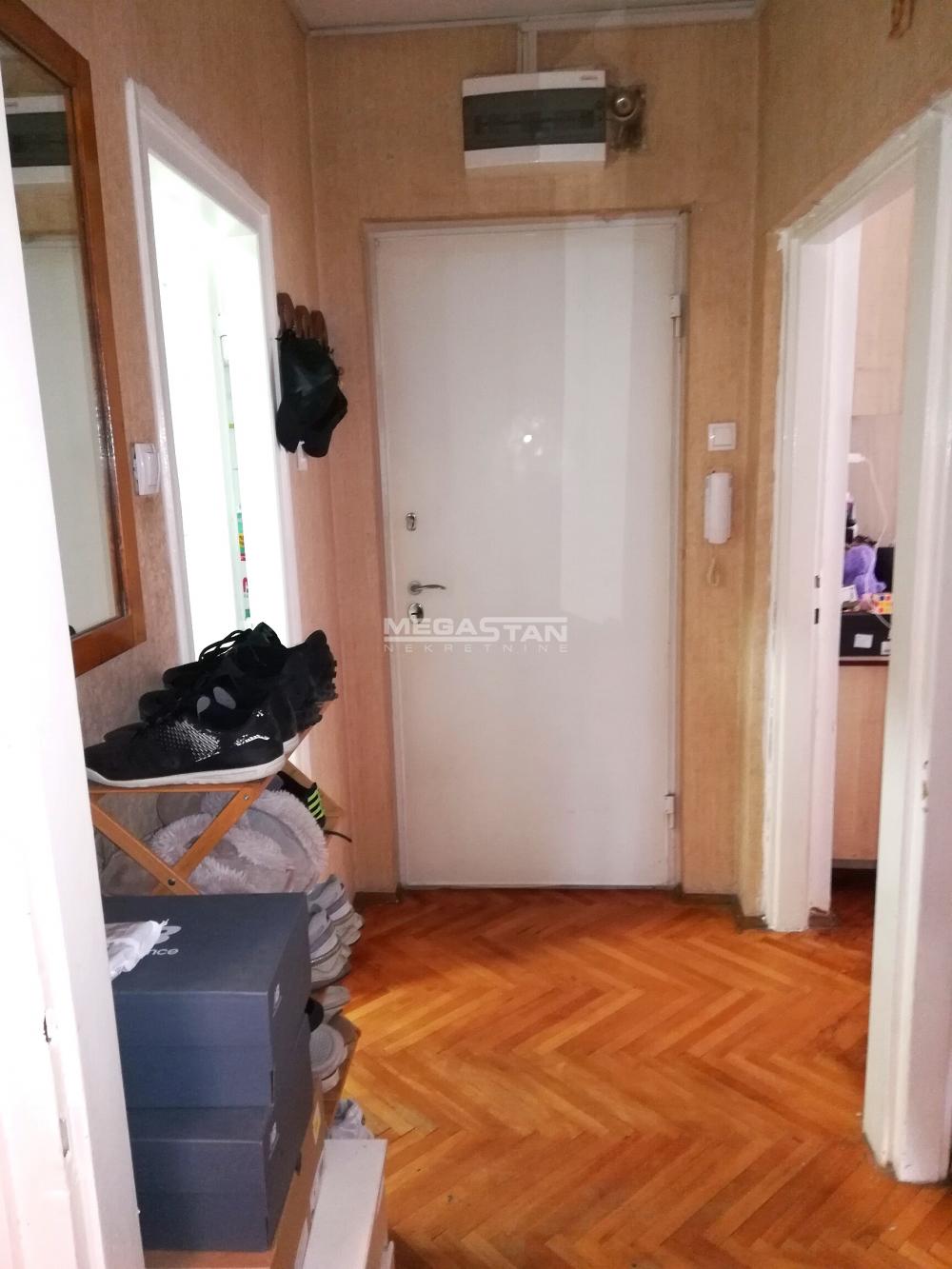 Stan Prodaja Beograd Karaburma 55 m2