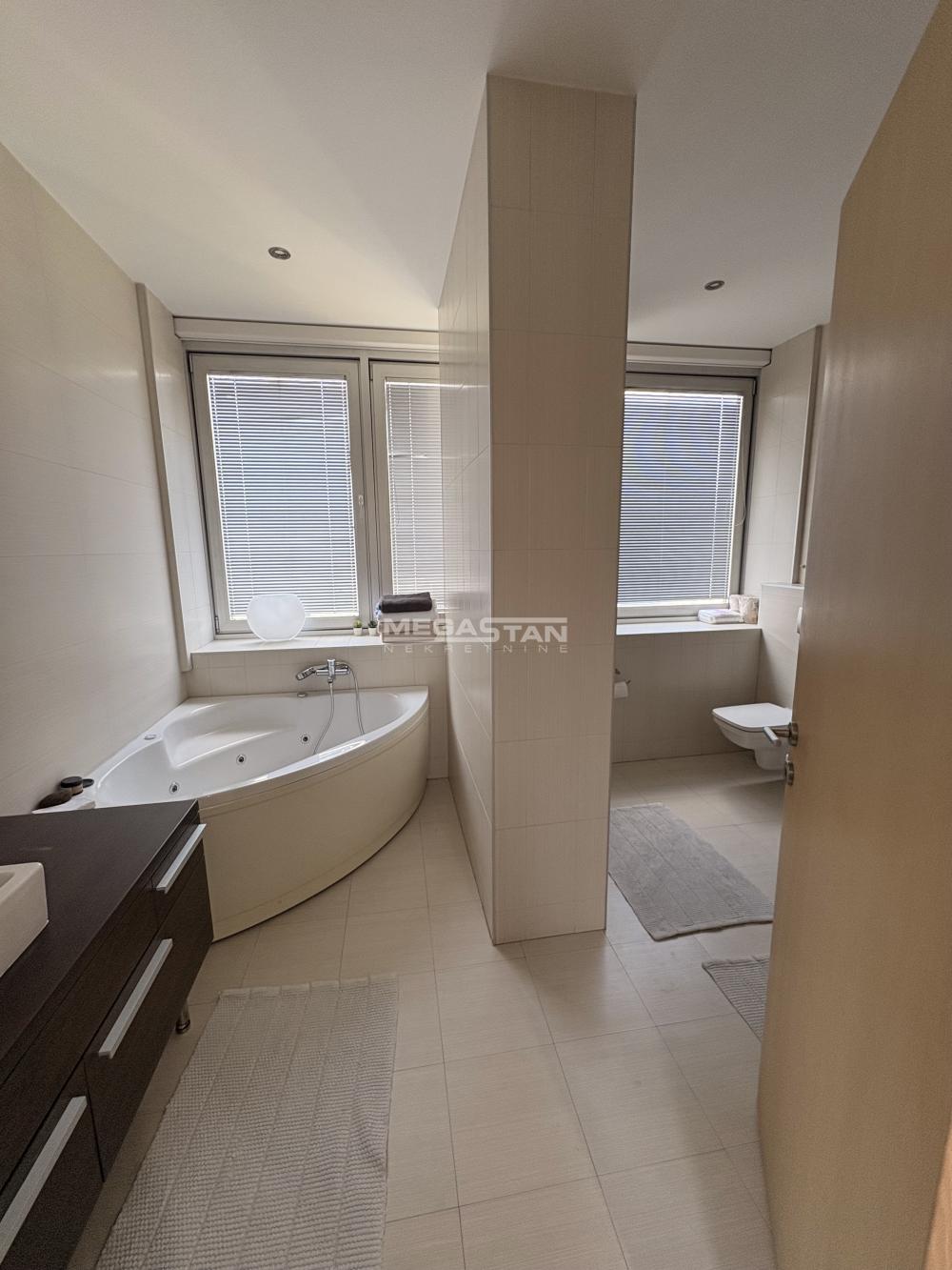 Četvorosoban stan za izdavanje, Dedinje, Beograd, 220m², 3.000 €/mes