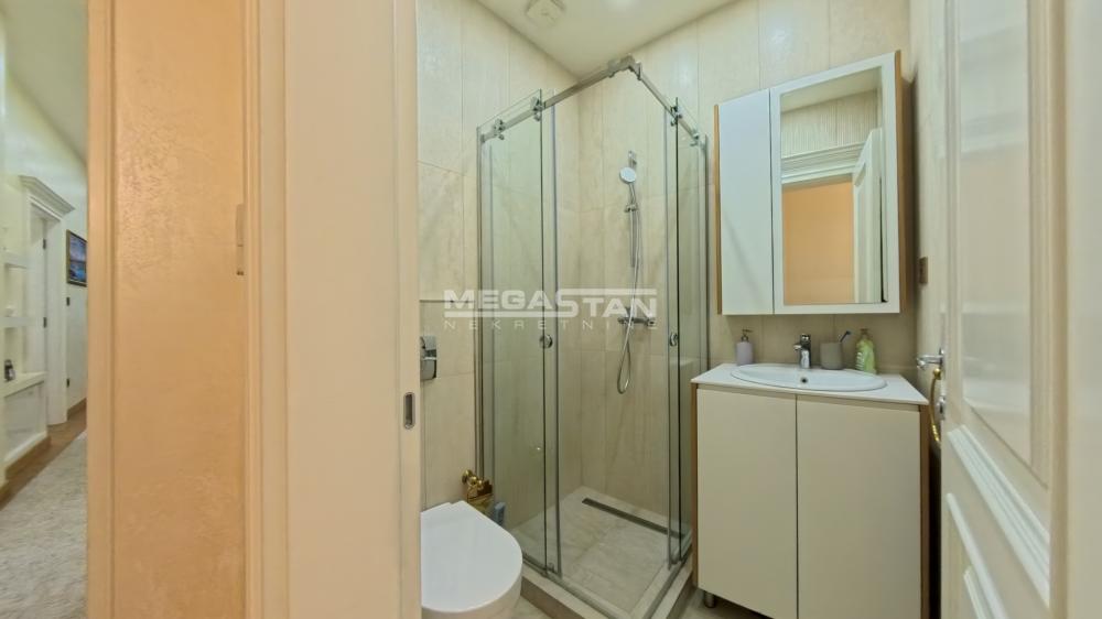 Četvorosoban stan za izdavanje, Dorćol, Beograd, 107m², 2.000 €/mes