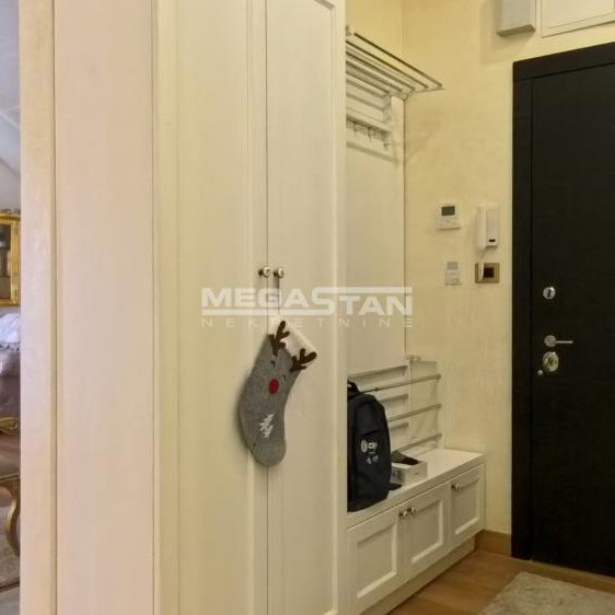 Četvorosoban stan za izdavanje, Dorćol, Beograd, 107m², 2.000 €/mes