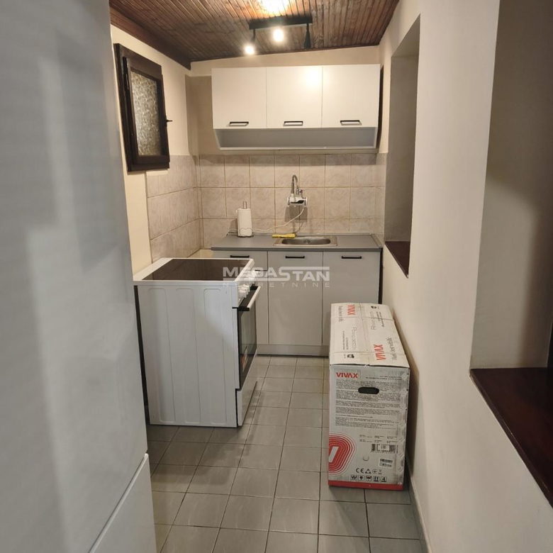 Stan Izdavanje Beograd Lekino Brdo 45 m2