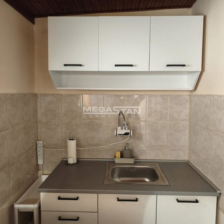 Dvoiposoban stan za izdavanje, Lekino Brdo, Beograd, 45m², 480 €/mes